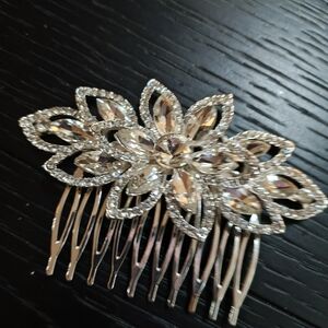 Sparkling Silver Crystal Hair Comb